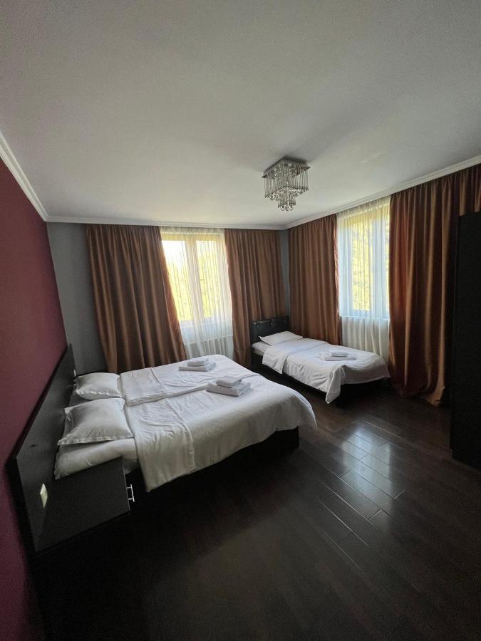 Monte Bianco Bed & Breakfast Mestia Eksteriør bilde