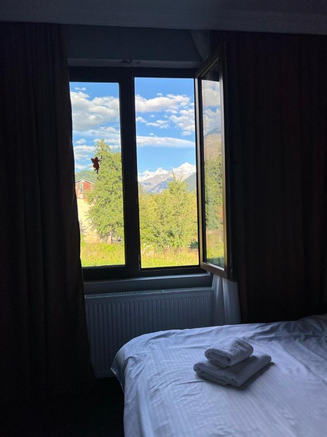 Monte Bianco Bed & Breakfast Mestia Eksteriør bilde